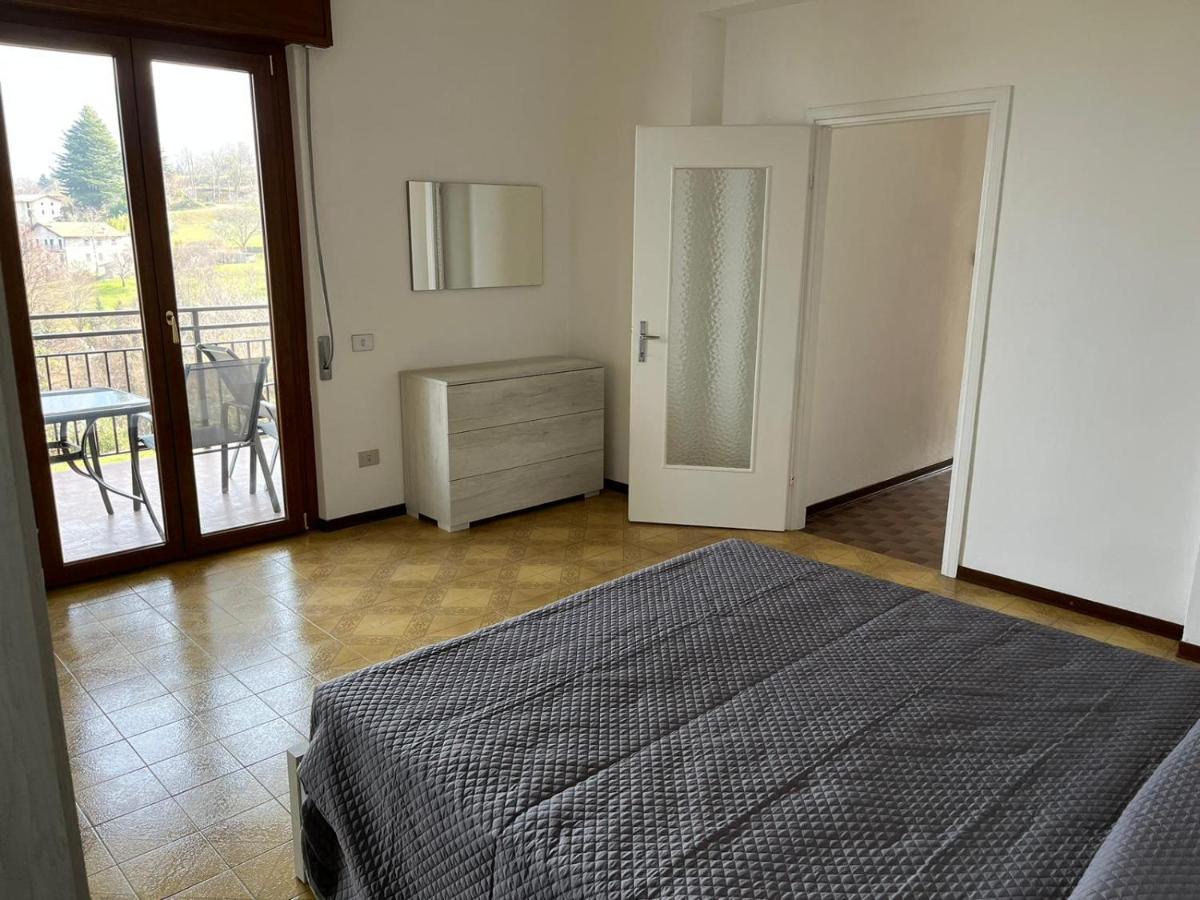 Casa Del Faggio Rosso Apartment Беладжо Екстериор снимка