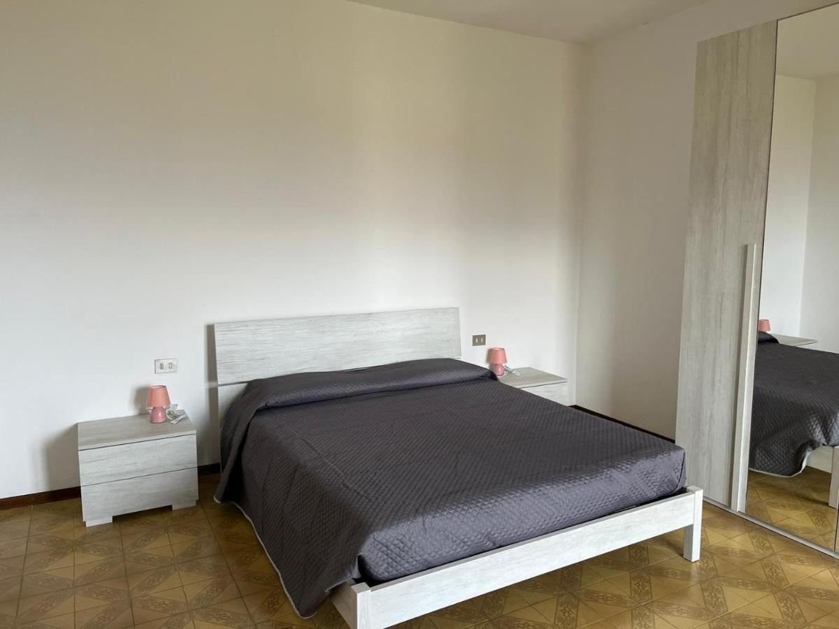 Casa Del Faggio Rosso Apartment Беладжо Екстериор снимка