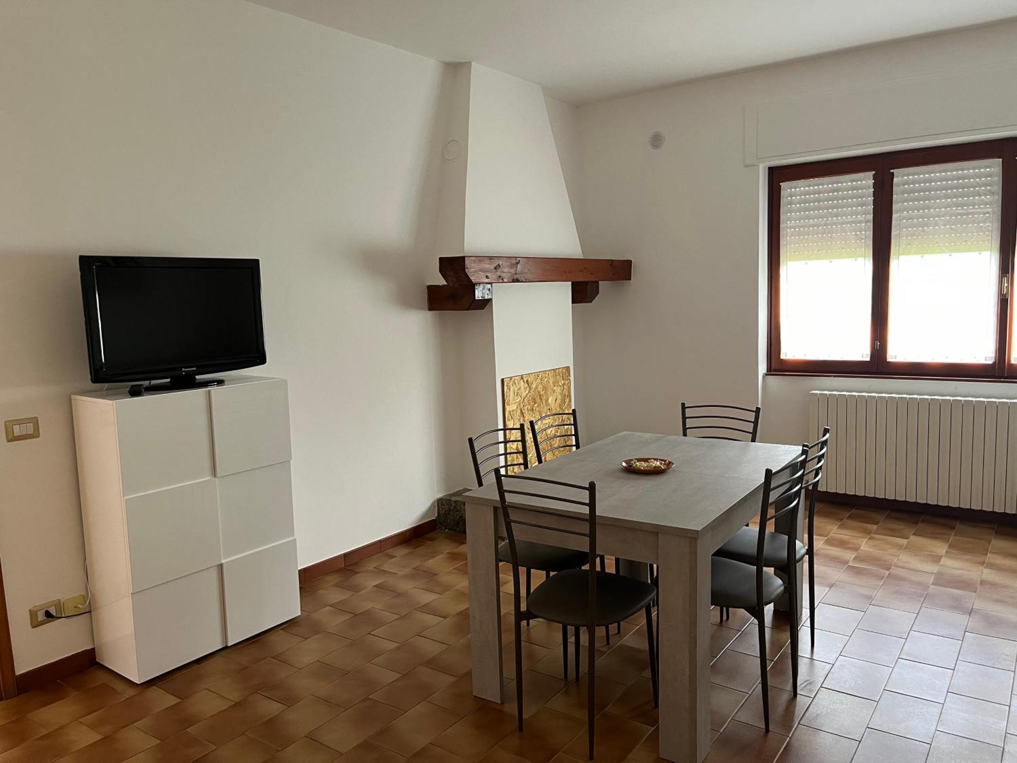 Casa Del Faggio Rosso Apartment Беладжо Екстериор снимка