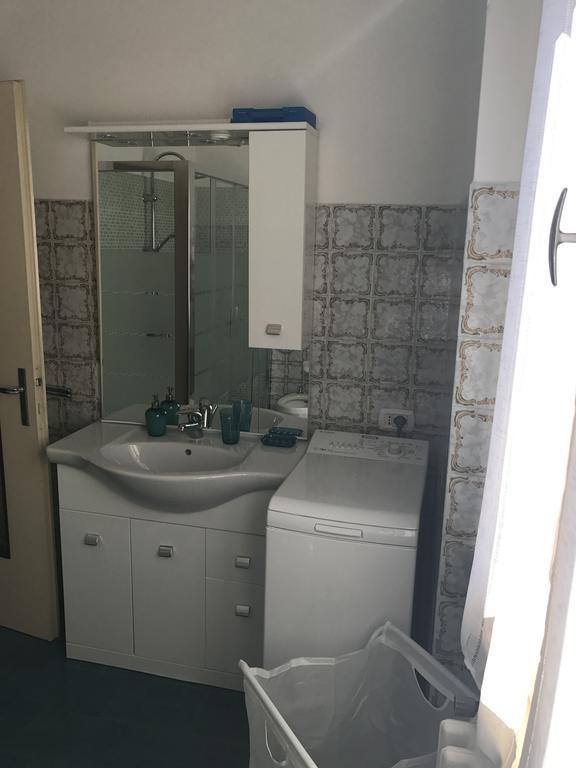 Casa Del Faggio Rosso Apartment Беладжо Екстериор снимка