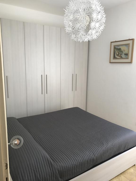Casa Del Faggio Rosso Apartment Беладжо Екстериор снимка