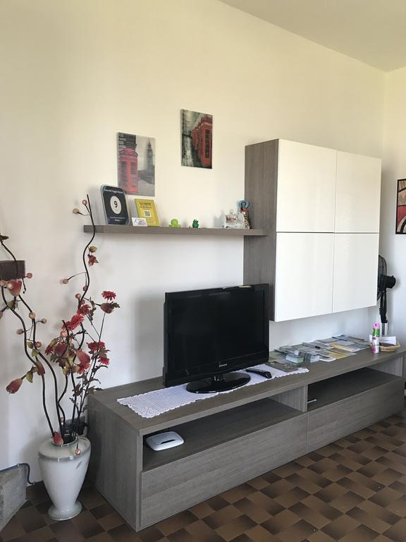 Casa Del Faggio Rosso Apartment Беладжо Екстериор снимка